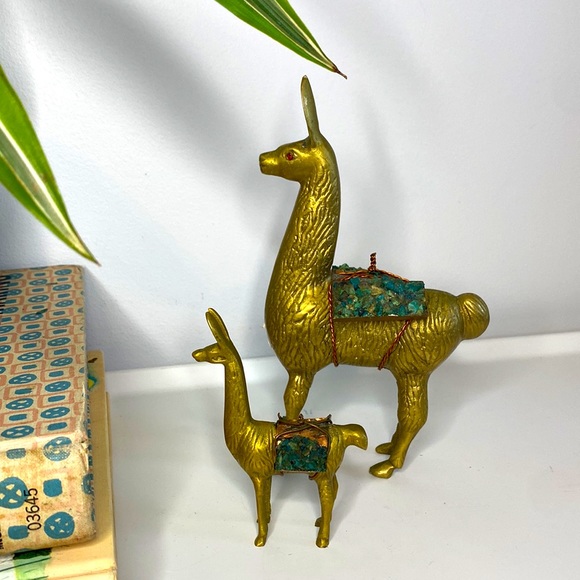 Vintage Pair of Brass Alpacas - Picture 1 of 3